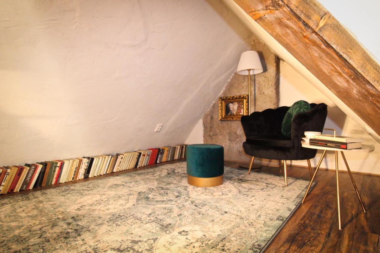 Madam s Boa Apartment Banska Stiavnica Bagian luar foto